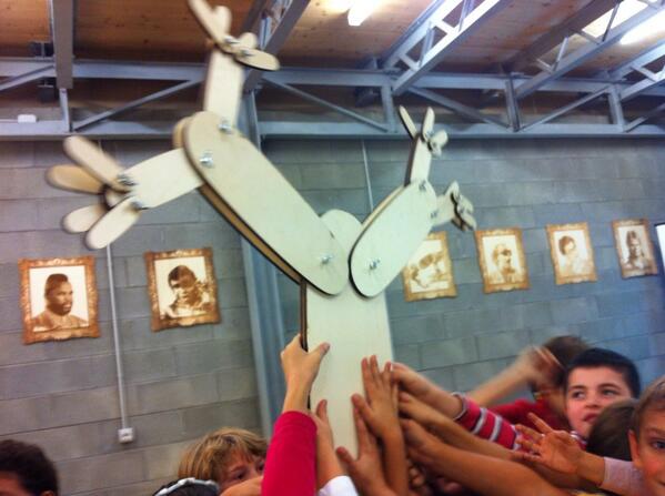 pannaanelli's tweet image. #FablabTo #officinearduino ed ecco tutto l&apos;albero!!