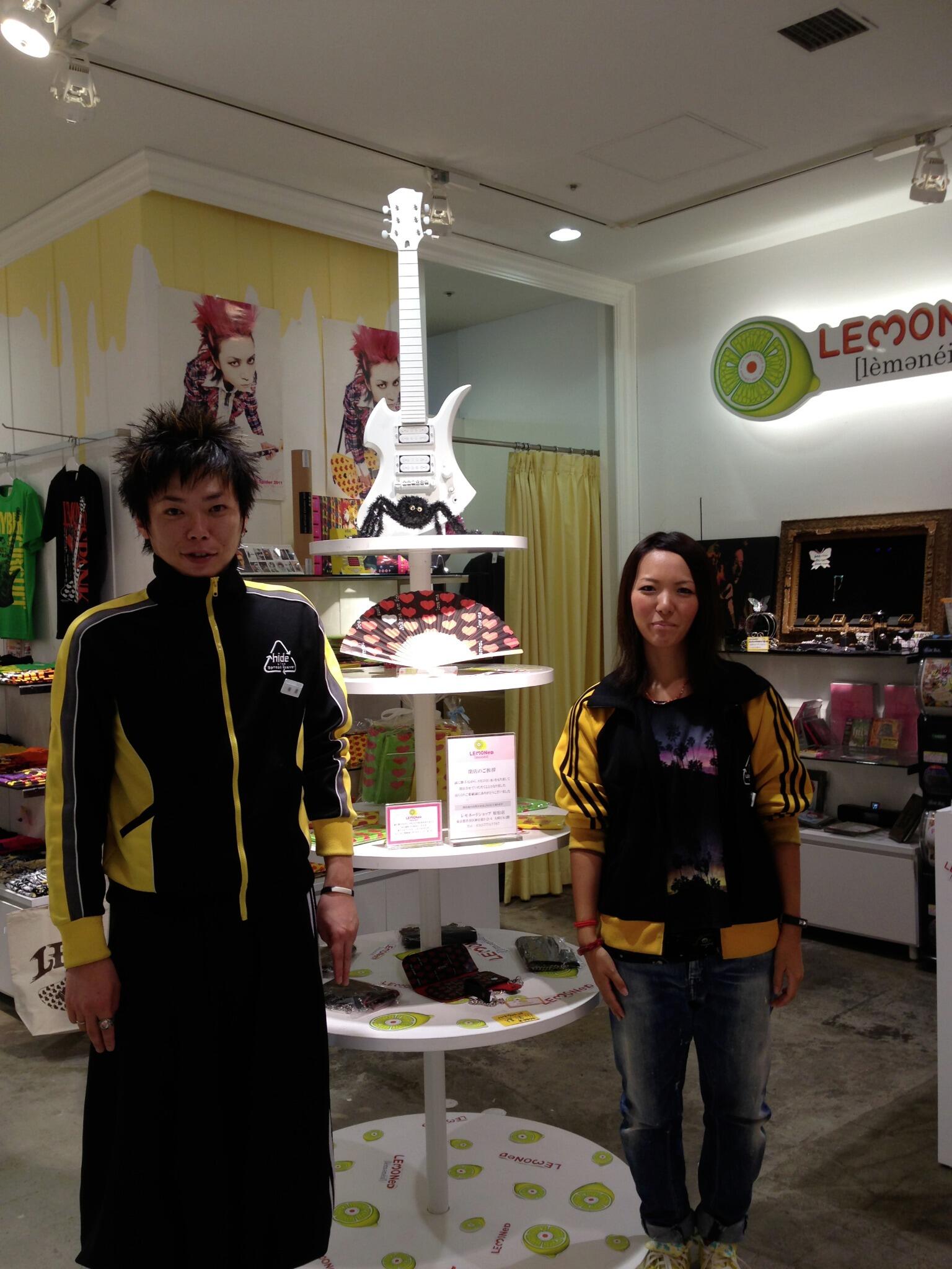 横須賀hide museum lemonedレモネードショップ限定ピンズ 横須賀hide museum lemonedレモネードショップ限定ピンズ すさり