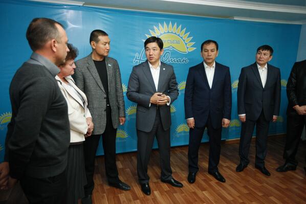 AmanatPartiasy's tweet image. Б.Байбек Теміртау қаласы бастауыш партия ұйымдарының төрағаларымен кездесті nurotan.kz/novosti/po_reg… #Доктрина #НурОтан