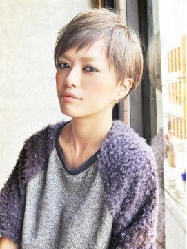 ショートヘアには前髪あり なし 真似したい可愛い前髪紹介 短め 長め 大人女子のライフマガジンpinky ピンキー