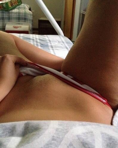 Snapchatnudists's tweet photo. I love a good KIK picture! Dont you?? #kik #snapchatsluts #slut #pussy #tits http://t.co/eBRd6npk5A