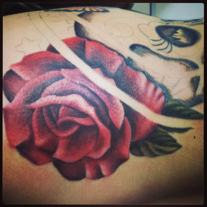 The rose that was worked on the 6th session, cant wait to do this photoshoot! @Tattooed_Babes @Girlstattooed<a href="/tag/loveit"class="tags"><span>#loveit</span></a><a href="/tag/blondie"class="tags"><span>#blondie</span></a>