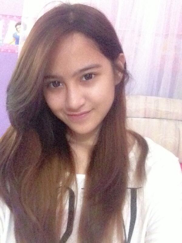 Cantiik, padahal No Effect!:) "<a href="/salshaabilaa/">salshabilla adriani✨🌙</a>: Siang!✌