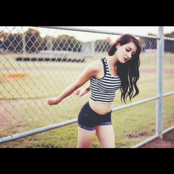 This is my favorite picture from the last shoot for sure #Modeling #ramiahbranchphotography #killinit<a href="/tag/modeling"class="tags"><span>#modeling</span></a><a href="/tag/killinit"class="tags"><span>#killinit</span></a><a href="/tag/ramiahbranchphotography"class="tags"><span>#ramiahbranchphotography</span></a>