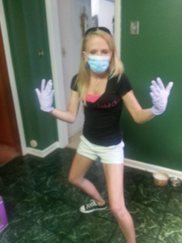 isCrystalClean's tweet image. 