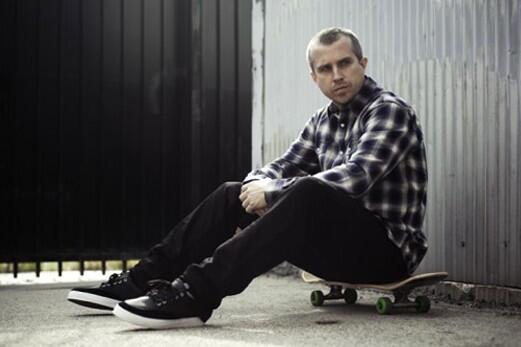 3. Huf dikenal krn skill nya yg unik, gaya bermain skate yang progressive dan pilihan trick yg original.