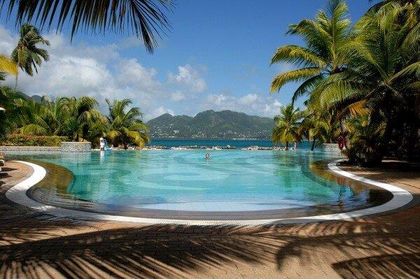 Earthpiics_'s tweet photo. Sainte Anne Resort, Seychelles http://t.co/zq5CZXUEzf
