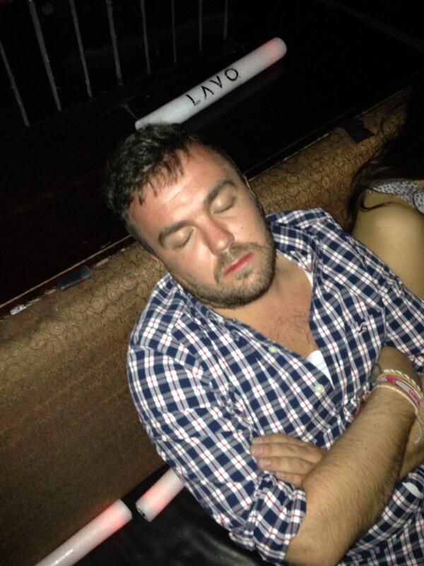 JonoLC88's tweet image. @RySharkey #samehead @kevB1987