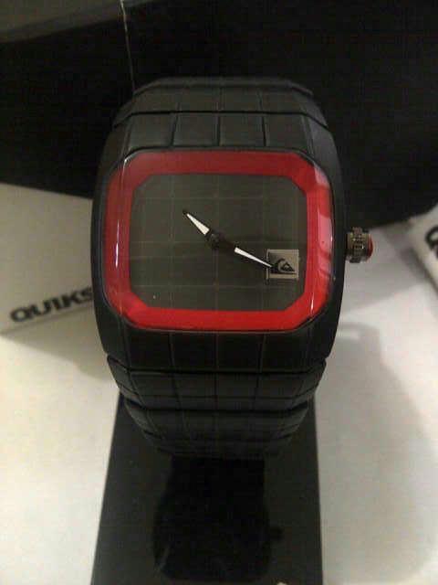 Quiksilver Rubix BlackRed-Chain ||Grade AAA||Info Pin 3314062F||081212550020