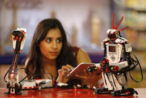 Control your Robot with your android device !!