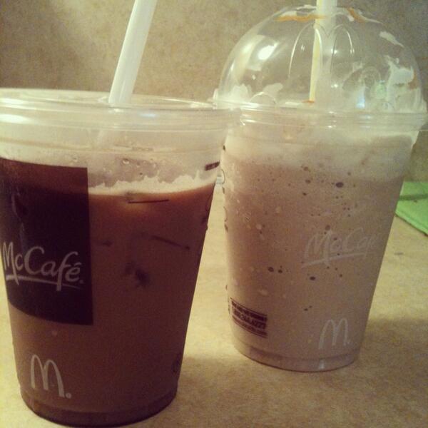 MadeInTaiwanYo's tweet image. BOGO free and #TheHoney doesn't drink coffee... :) #2forMe #NotTheBouButWorthIt