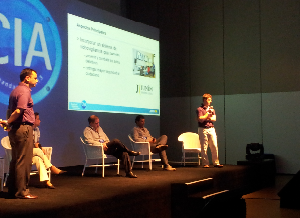maria_axis's tweet photo. #Axis en su Part Conference presento sus Casos de Éxitos destacados de Sudamérica: Argentina, Chile y Colombia http://t.co/UdJW32IKQa