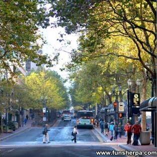funsherpa's tweet photo. We don’t just show you the highlights of downtown, we introduce you to the City of Portland...http://t.co/dKI2BrskLI http://t.co/B8rBUHLgbt