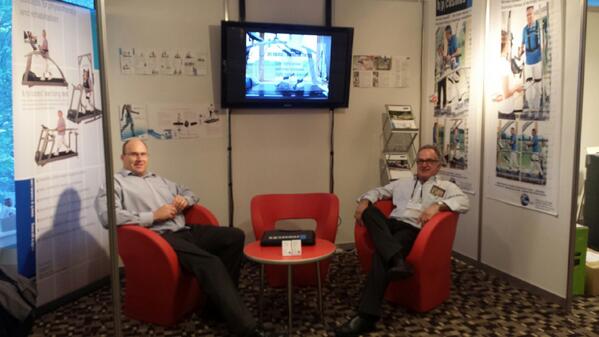 hpcosmos's tweet image. Australian distributor #SMRTech Mat +Marcus representing #hpcosmos on #Sydney #AFRM #Rehabilitation #Medicine meeting