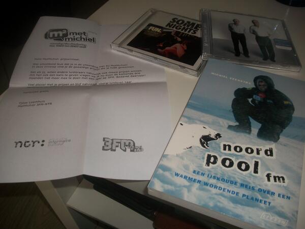 Noedotweets's tweet image. @michielveenstra @TjibbeTjibsma @metmichiel Bedankt voor al die prachtige prijzen! =D #Wincode