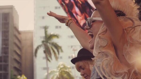 nervomusic's tweet photo. Major flashbck to earlier this yr @ultramusic in Miami! #reliveultra w. us & the after-movie! http://t.co/tiJk4Z0xGN http://t.co/vFSMS7zmMC