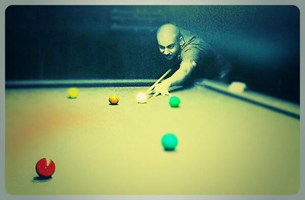 Momilz's tweet photo. I like Snooker game; http://t.co/CWUT0WOS3R