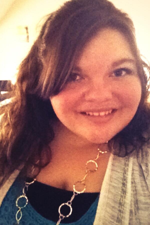 BrittyBooBoo3's tweet image. Lookin all professional for my interview :)