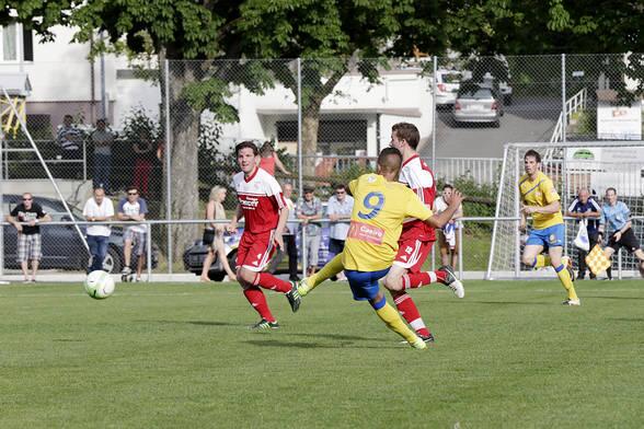 FCVeveySports05's tweet photo. Championnat Samedi 21 Septembre 2013 à 17H30, FC Vevey Sports 05-CS Chênois au Stade de Copet à Vevey.Venez nombreux! http://t.co/YuKLa1gieD