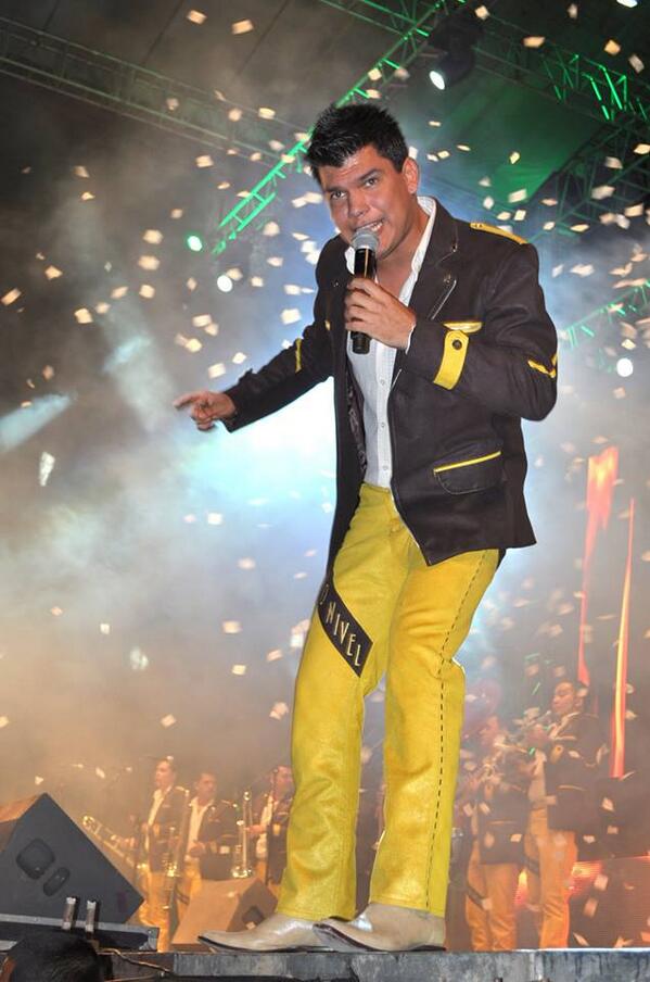_bandacarnaval's tweet photo. cual quieren ??? http://t.co/SQ4Xje5B6t