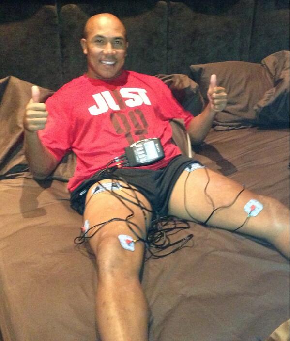 enovismedtech's tweet image. RT @compexcoach: Hines Ward getting ready for his 100 mile ride today. #TrainRecoverCompete  #ironmanwc