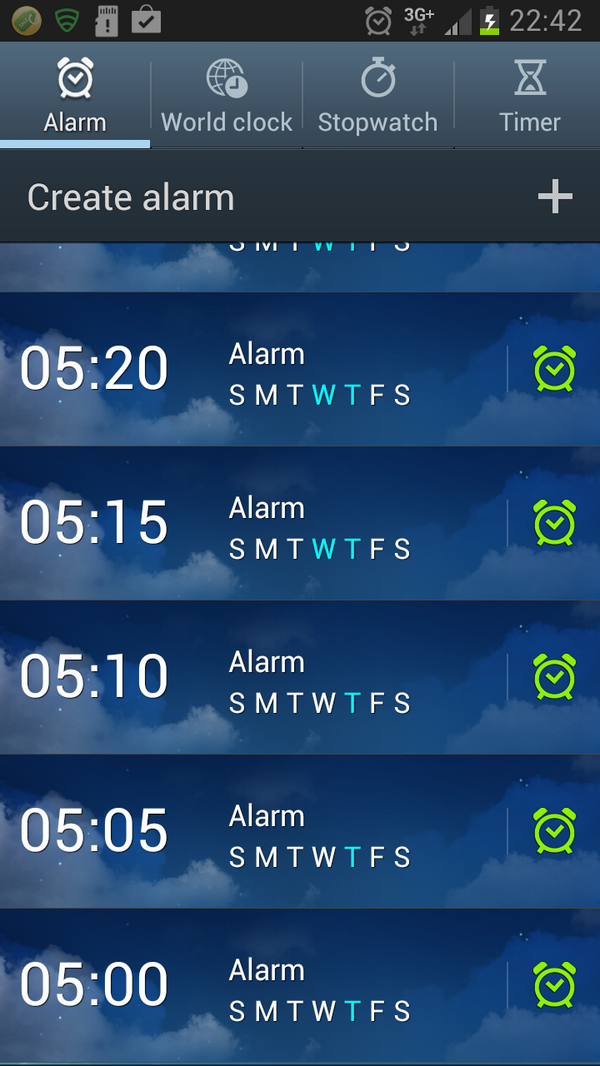 podda1908's tweet photo. This should wake me up!! #earlybird #alarmset http://t.co/NUwAOM2RWi