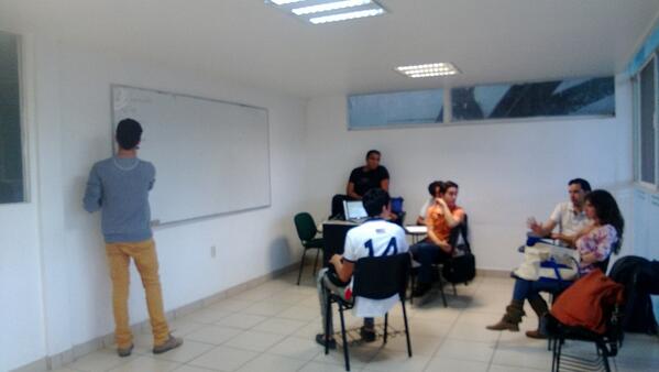 TransicionLeon's tweet image. Primer reunión de #Transición #León...avanzando