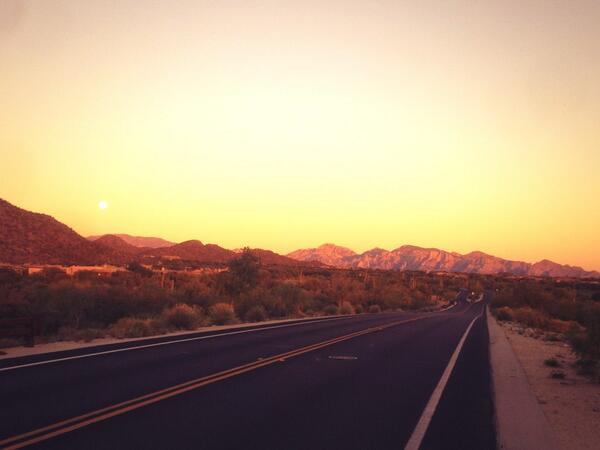 DoveMountain's tweet photo. Beautiful full moon in the Sonoran sky. http://t.co/Po5FbHhVao