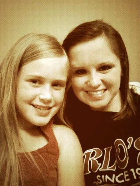hayes_faith's tweet image. Me and my favorite 9 year old! #MyEmma #LoveHer