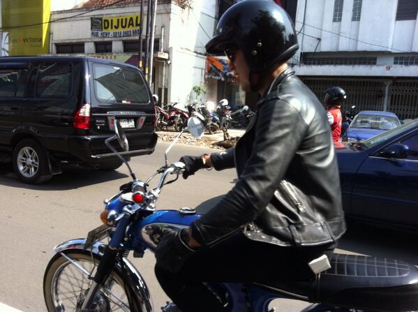 asepsondary's tweet photo. @twitchangcuters #piknikbermotor http://t.co/Bx7eKVw3DQ