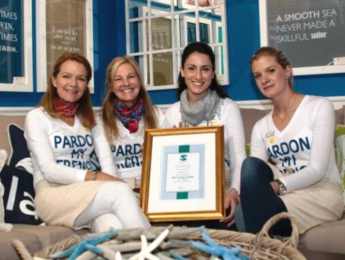 ClassicBondDeco's tweet photo. The delighted Classic Bond Team with their Best Stand Award at SARCDA. http://t.co/J4MAcDXenR