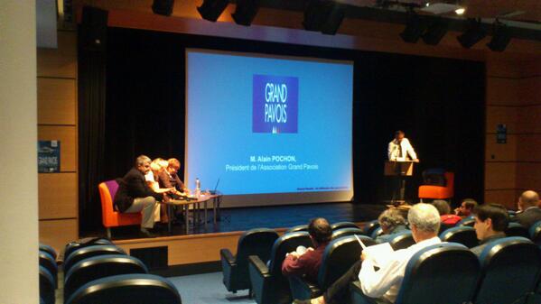 GrandPavois's tweet photo. Début de la conférence de presse du #GrandPavois http://t.co/9vRb6jovND