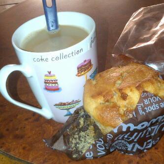 VictoriaTVM's tweet photo. Ugh...my favorite blueberry muffin taste... Bleh☹☹ I hate being sick!! Can I get better already.. #ImplodeFace http://t.co/f4Dgpp96hQ