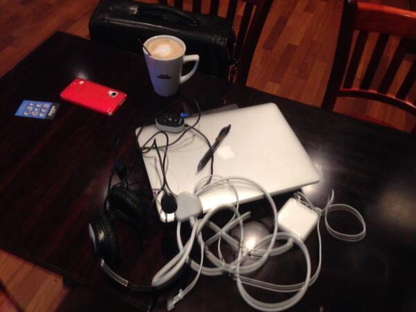 gradders's tweet image. This is modern day mobile working!