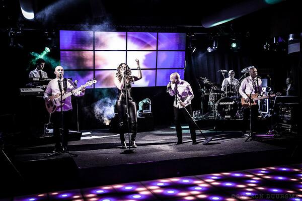 De populaire partyband <a href="/groovelineband/">Grooveline</a> gaat knallen op Motown 2013 in <a href="/ArtDining/">Art & Dining</a> motownfeest.nl #23november