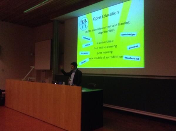 FredTruyen's tweet image. Cristobal Cobo on Open Education and co-creation transforming scientific practice #dighum13 #ocweu #ccommons