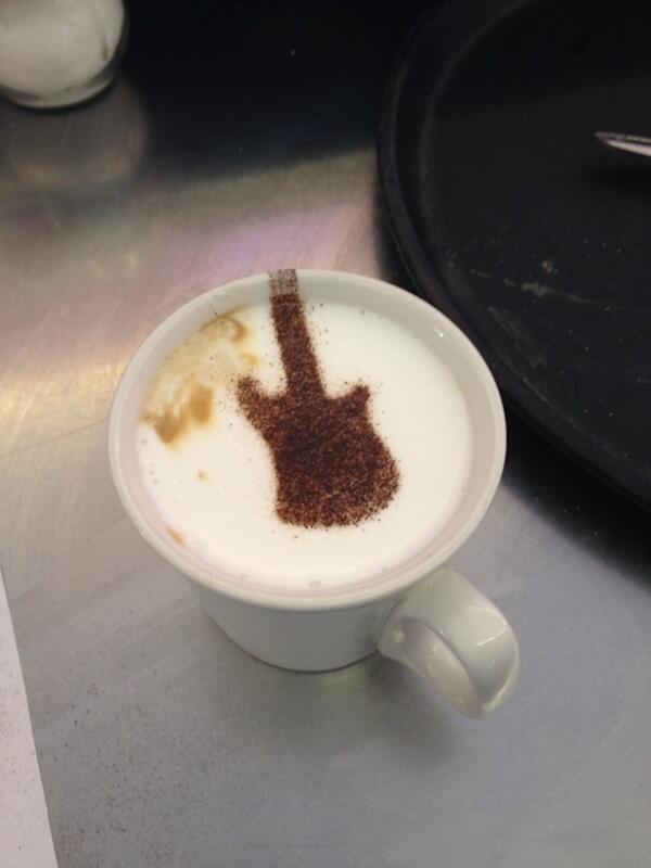 RobinDavies234's tweet photo. Rock n roll coffee @OKDiner http://t.co/xxrQZIslXP