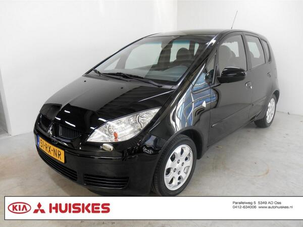 Interesse in deze Mitsubishi Colt voor EUR 6.950? Bekijk alle foto's of bel direct ... goo.gl/18H5SL