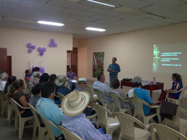 uberaguilarc's tweet image. JUNTOS: #INCODER Antioquia @Alcaldia_Alejan, fortalecemos el Desarrollo Rural de nuestro territorio. Compromiso...