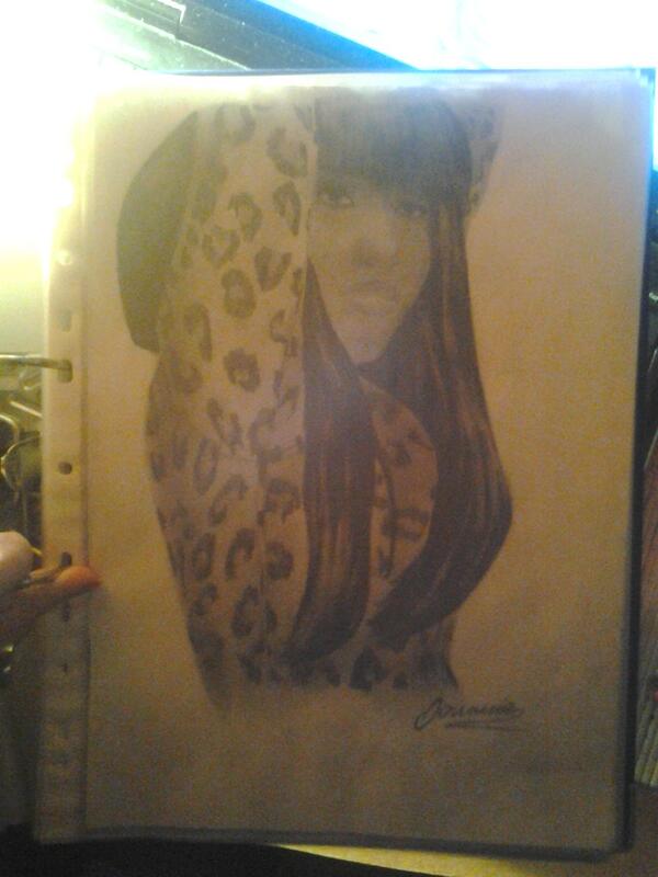 DominaMar's tweet image. YEEEP ! That's my @NICKIMINAJ so cheetah. NOW follow @DominaMar please #RT and ★