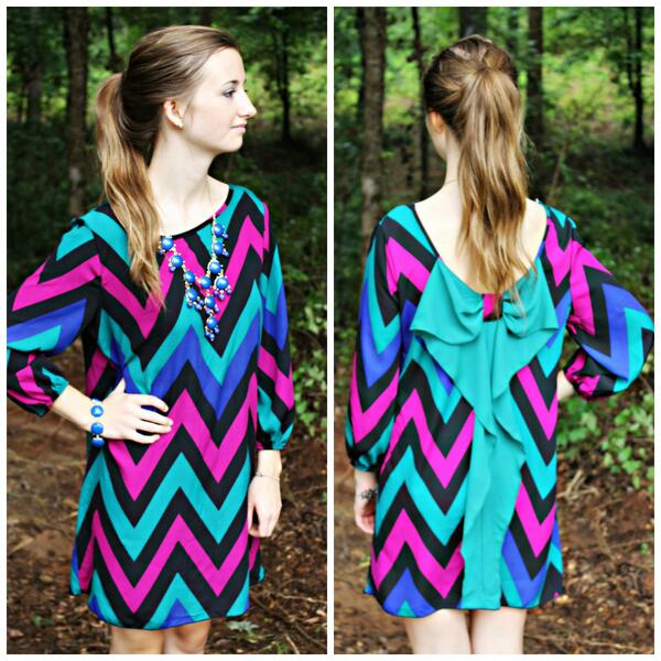 SouthernCharmSC's tweet photo. Fall Bow back Chevron dresses! :) http://t.co/k0FLfbzrc2