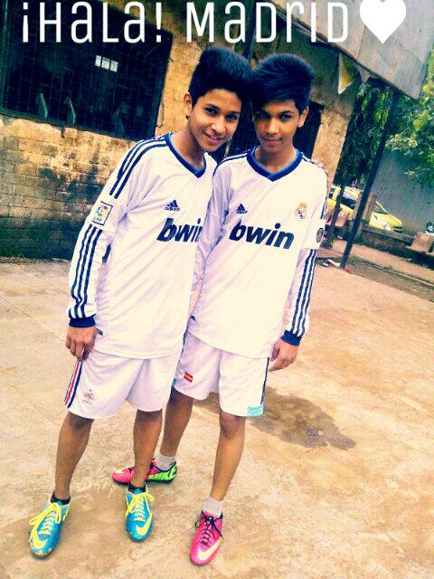 NiharMistry's tweet photo. Soccer time !#BeNike #BeMercurial http://t.co/sJ3llwqCt9