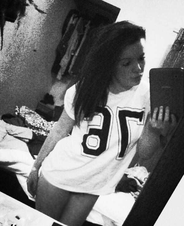 bobbieleaaa's tweet photo. Also new #76 #top http://t.co/sGKd1nfQTI
