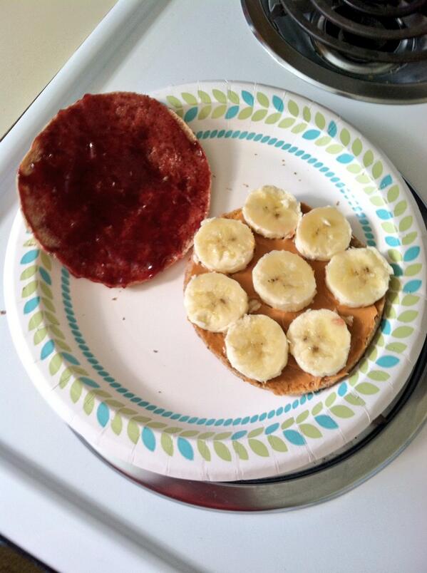 kassidyroux's tweet image. This will forever be my favorite meal #pbjb