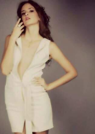 Por fa me ayudas con un me gusta a maria jose ocampo del Huila chica E C por fa dale me gusta chicaecolombia.com/candidatas/det…