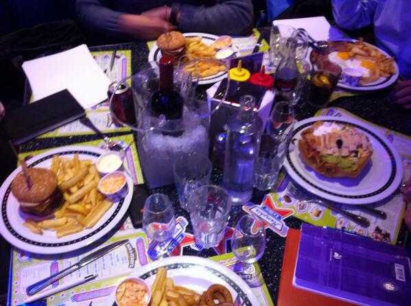 Réunion de bureau ! Au Memphis Coffee