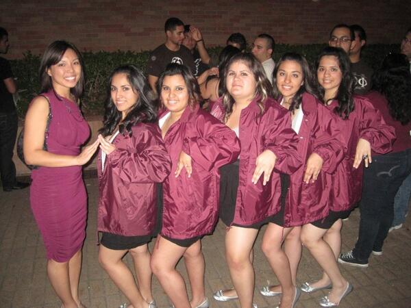 Kari_Inspires's tweet image. #tbt #spring10 #LTA &amp;lt;3 @Isabel_ace @oh_cardiel @Mustang_Sallyyy @coral @dadurrtysouth