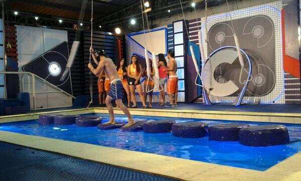 RTS_CombateEc's tweet photo. Esta noche @Bryan_Combate en el PASO A PASO por el equipo #AzulCombate http://t.co/idRSaRXfRf