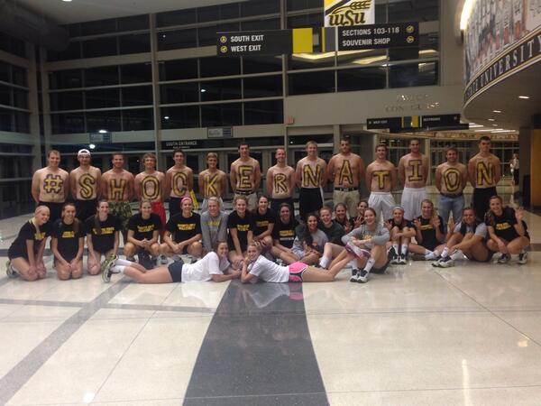 GoShockers's tweet photo. RT @ksetasigep: It was a great @ShockerVball victory vs MSU! We represented #SHOCKERNATION well! ##MySTATE #WATCHUS http://t.co/QwUb7Amuaa