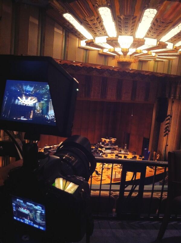 HamiltonStudio1's tweet photo. How beautiful is the Fox?! We are here for a couple nights interviewing &amp; shooting stills for the @spokanesymphony! http://t.co/Tw44I9L66Z